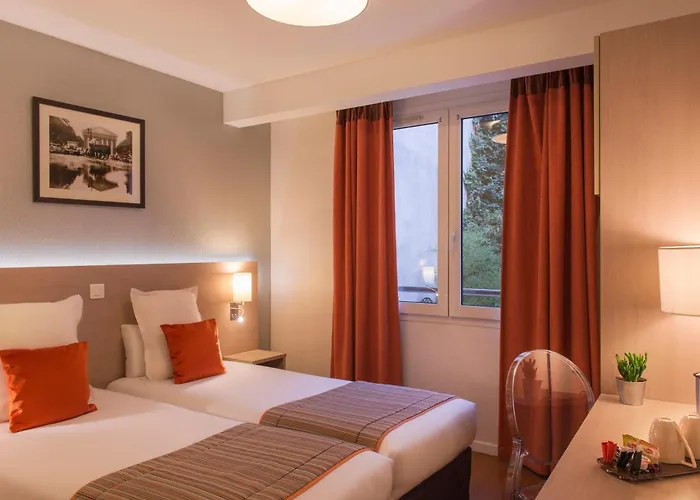 Hotel Dièse Bastille 3*